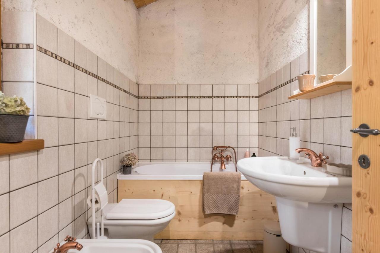Baita Al Rossat Sant'Orsola Eksteriør billede